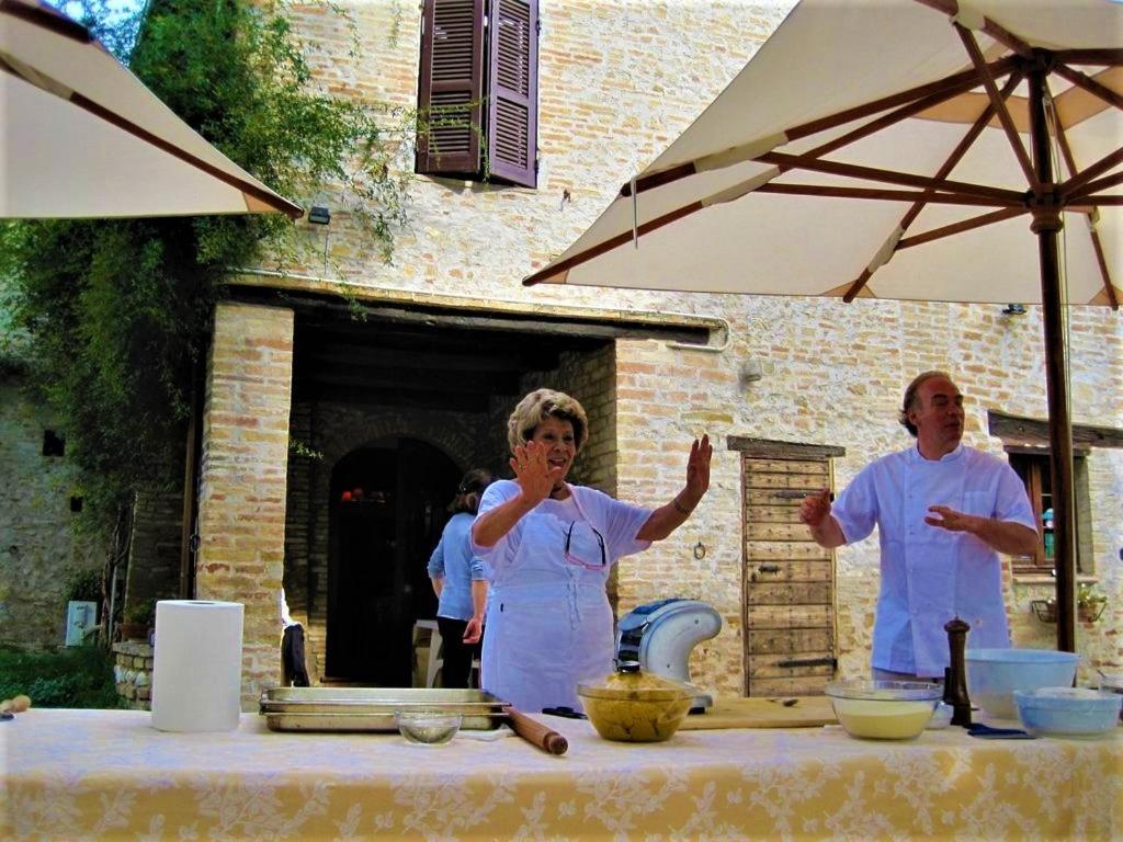 Agriturismo Camiano Piccolo モンテファルコ エクステリア 写真